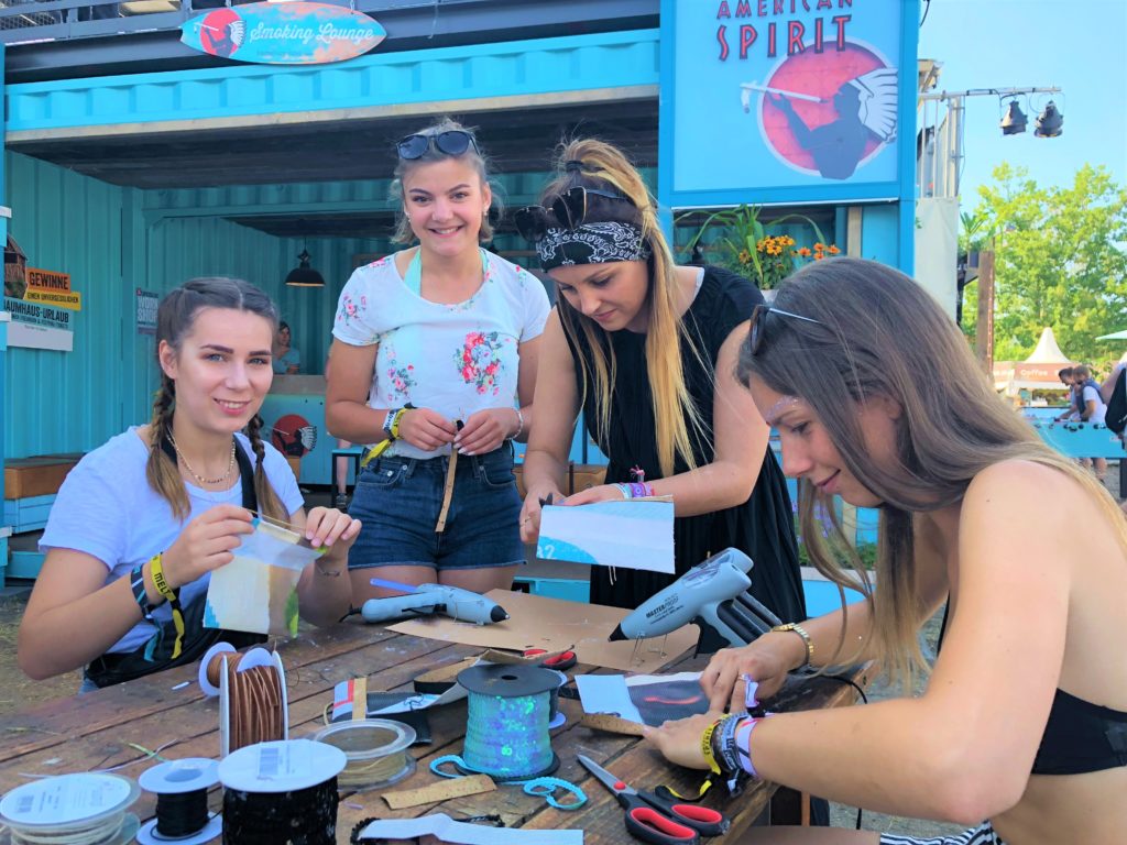 Hand im Glück Bastelworkshop auf Melt Festival