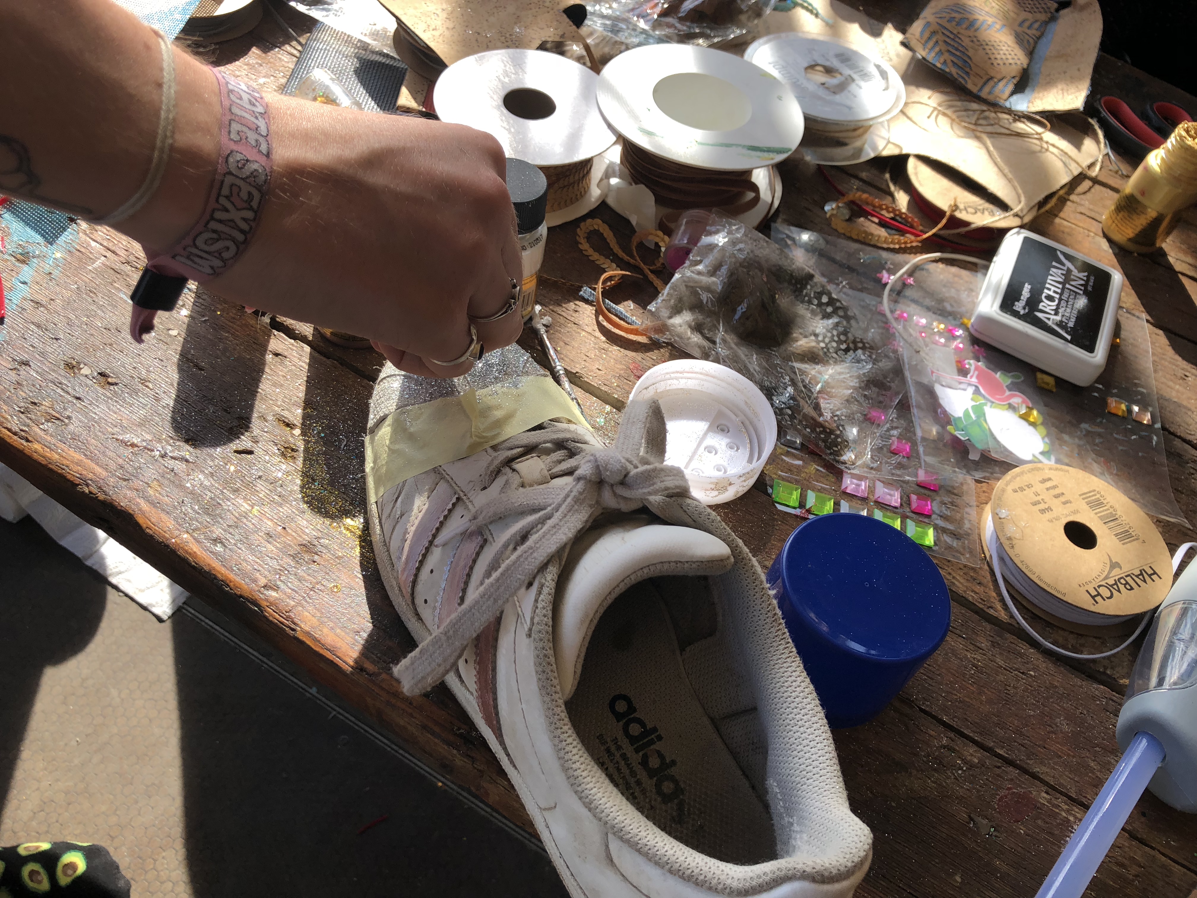 Upcycling 2 Schuhe-Festival Look_hand-im-glueck.de